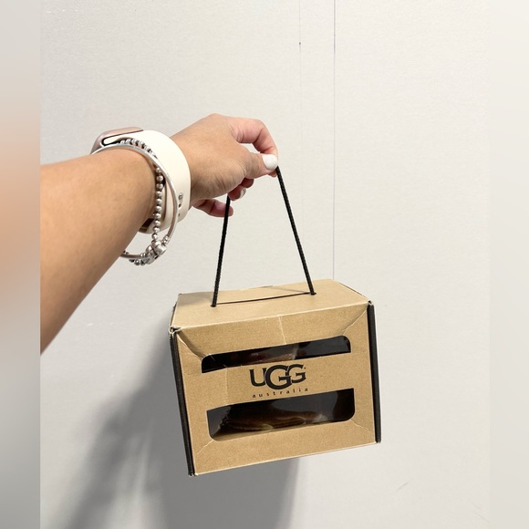 UGG Erin Booties - Picture 11 of 11